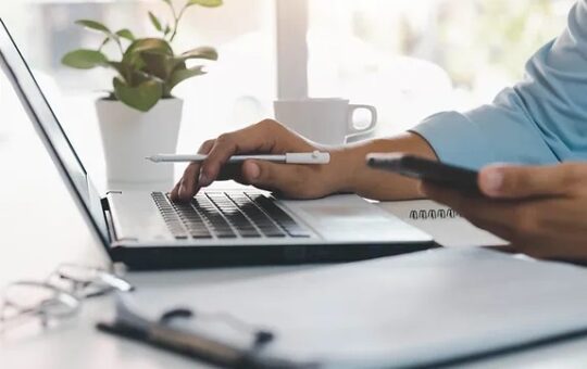 The Ultimate Guide to Choosing the Right Cloud Hosting Provider for Your Business