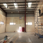 How to Choose Between Public and Private Warehouse Space